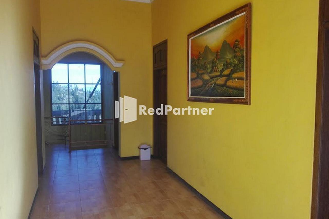 Bromo Indah Lestari Homestay Mitra Reddoorz ปาซูรูอัน ภายนอก รูปภาพ