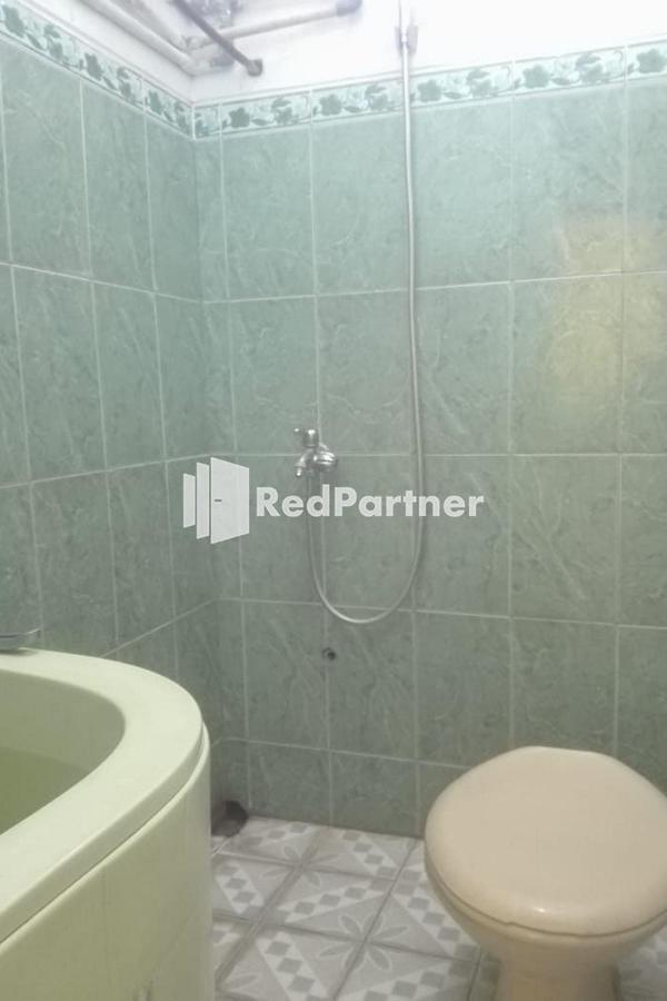 Bromo Indah Lestari Homestay Mitra Reddoorz ปาซูรูอัน ภายนอก รูปภาพ