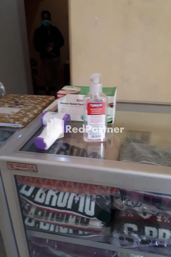 Bromo Indah Lestari Homestay Mitra Reddoorz ปาซูรูอัน ภายนอก รูปภาพ
