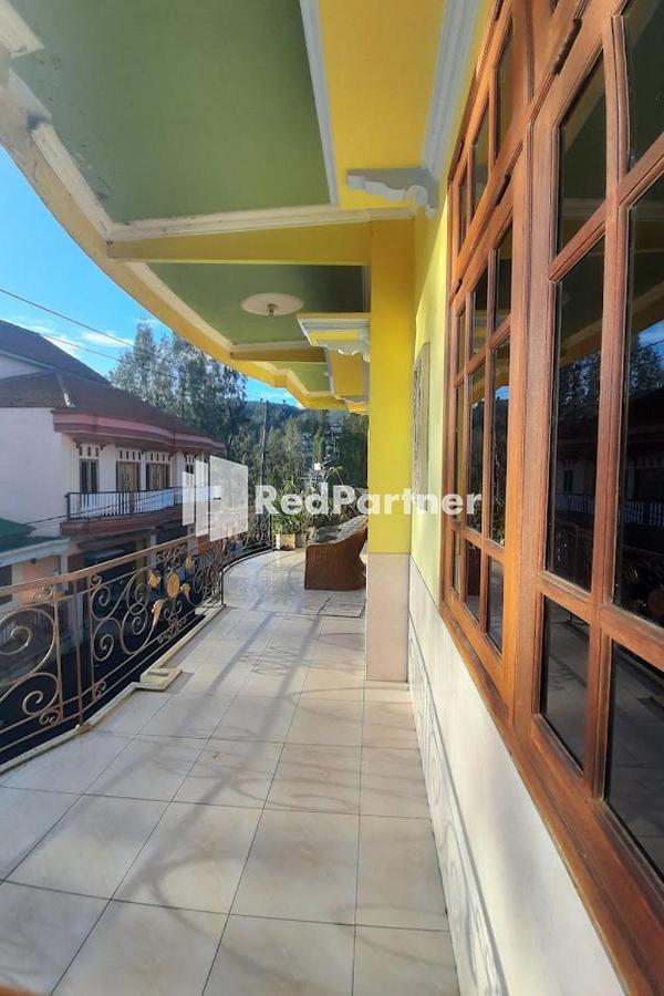 Bromo Indah Lestari Homestay Mitra Reddoorz ปาซูรูอัน ภายนอก รูปภาพ
